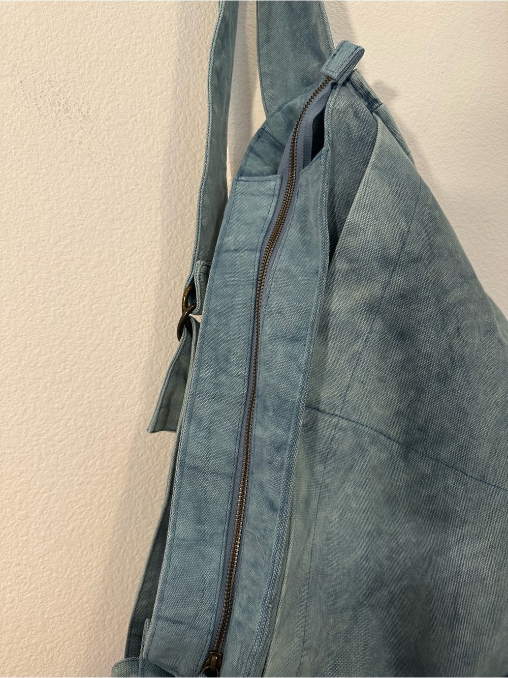Free People Camp Crush Sling Bag Blue - Picture 6 of 7